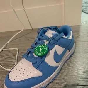 I am selling unworn brand new unc dunks Nike Dunk Low “UNC” (2021) main image 4